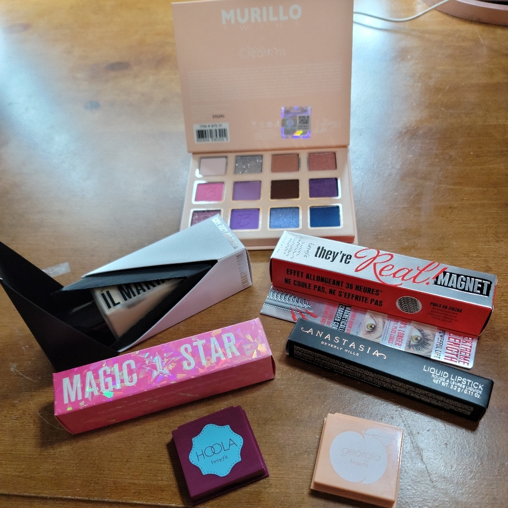 Makeup bundle